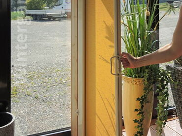 Ausziehbare Seitenmarkise nach Maß – für den Garten, Balkon, Terrasse