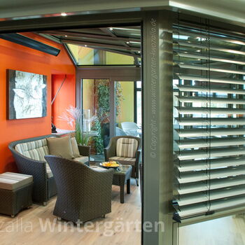 Außenjalousien, Außenraffstore - Sichtschutz & Sonnenschutz für Wintergärten und große Glasflächen