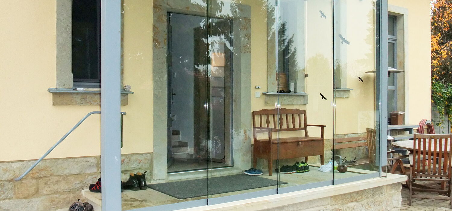 Verglaster Hauseingang, Windfang, Glasvorbau von Kwozalla - Referenz